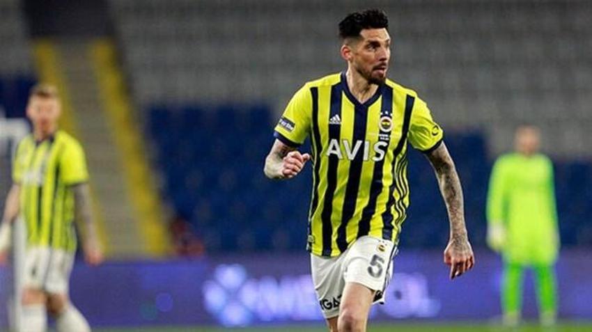 Fenerbahçe'de yaprak dökümü başladı! Sosa, Luiz Gustavo, Perotti İstanbul'dan ayrıldı