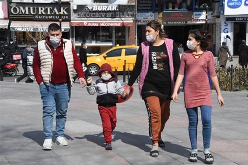 Normalleşme için kritik karar! Tam açılma öncesinde 20 ilde alarm zilleri çalıyor...