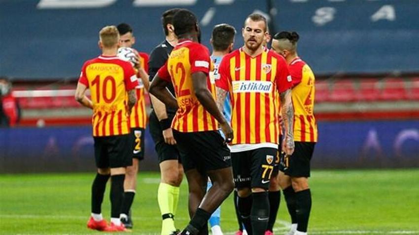 Süper Lig'de süper final! İşte Galatasaray, Beşiktaş ve Fenerbahçe'nin 11'leri...