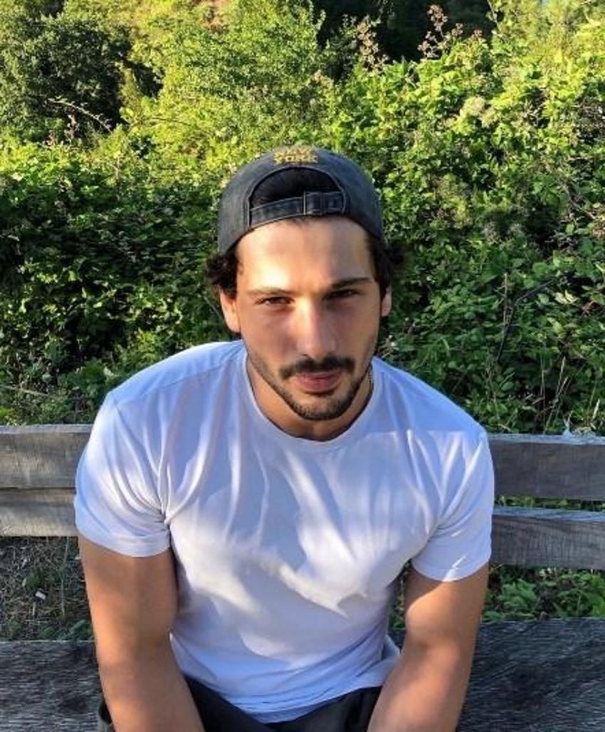 Deniz Can Aktaş'ın kural ihlali sosyal medyayı salladı! Canlı yayında ortaya çıktı...