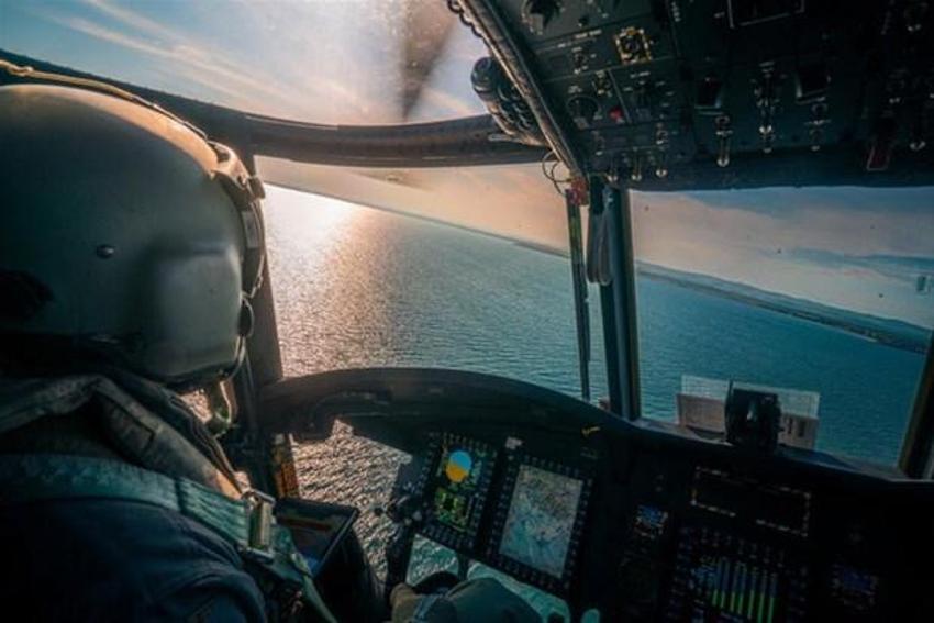 Rus yolcu uçağı sınırı geçti kıyamet koptu! F-35'ler ile Su-35'ler karşı karşıya geldi...