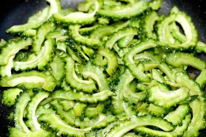 Kandaki zehri atan süper besin! Etkisi inanılmaz: Sindirim sistemine, yanıklara, yaralara, iltihaplara, romatizmaya, varise ve guatra deva...