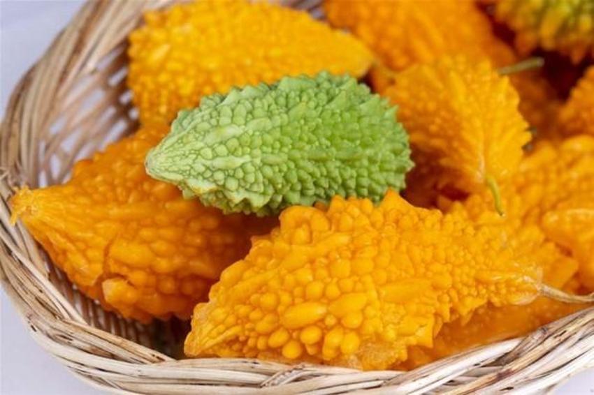 Kandaki zehri atan süper besin! Etkisi inanılmaz: Sindirim sistemine, yanıklara, yaralara, iltihaplara, romatizmaya, varise ve guatra deva...