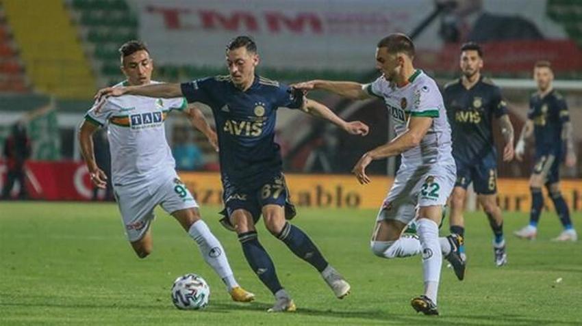 Alanyaspor - Fenerbahçe maçındaki kural hatası iddiası sonrası son dakika açıklaması!