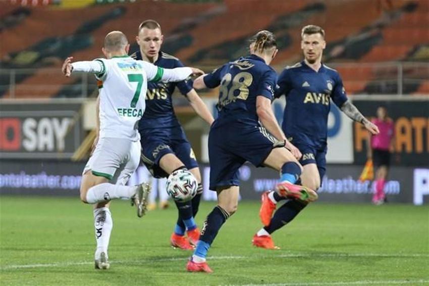 Alanyaspor - Fenerbahçe maçındaki kural hatası iddiası sonrası son dakika açıklaması!