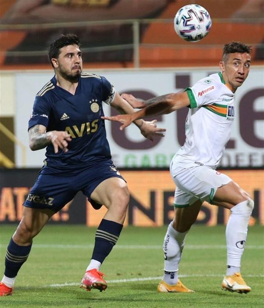 Alanyaspor - Fenerbahçe maçındaki kural hatası iddiası sonrası son dakika açıklaması!