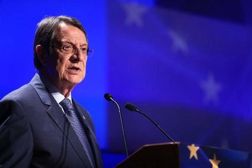 Güney Kıbrıs'ta Anastasiadis'e sert tepki: Aptalsın