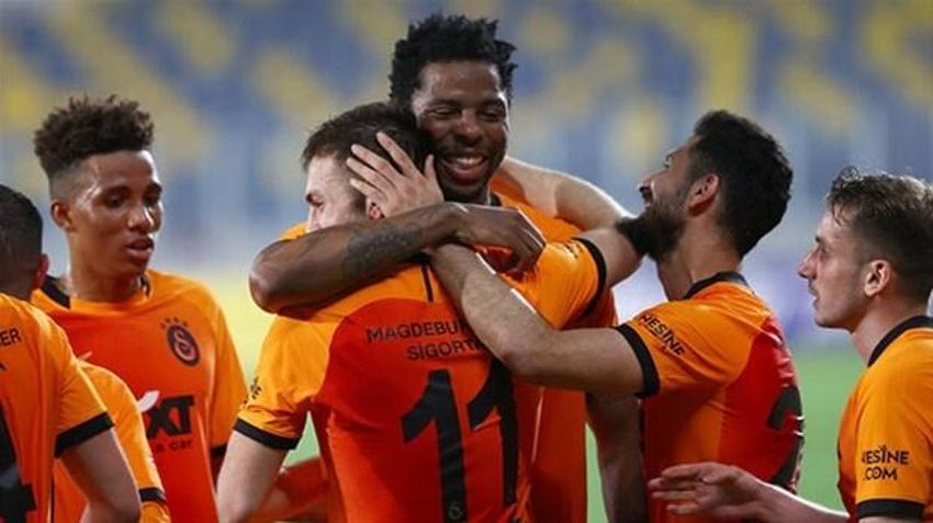 Taraftarı heyecan sardı! Galatasaray Çin'den Paulinho'yu getiriyor