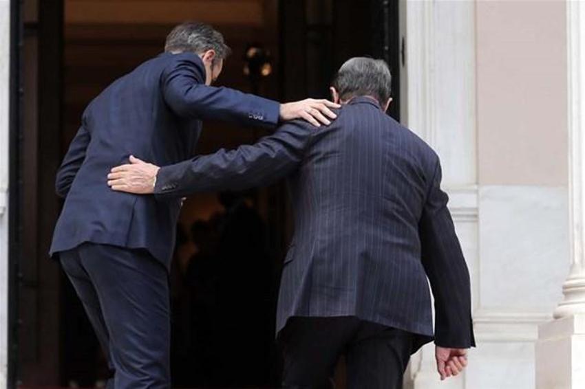 Rum lider Anastasiadis'ten Türkiye'ye ağır hakaret!