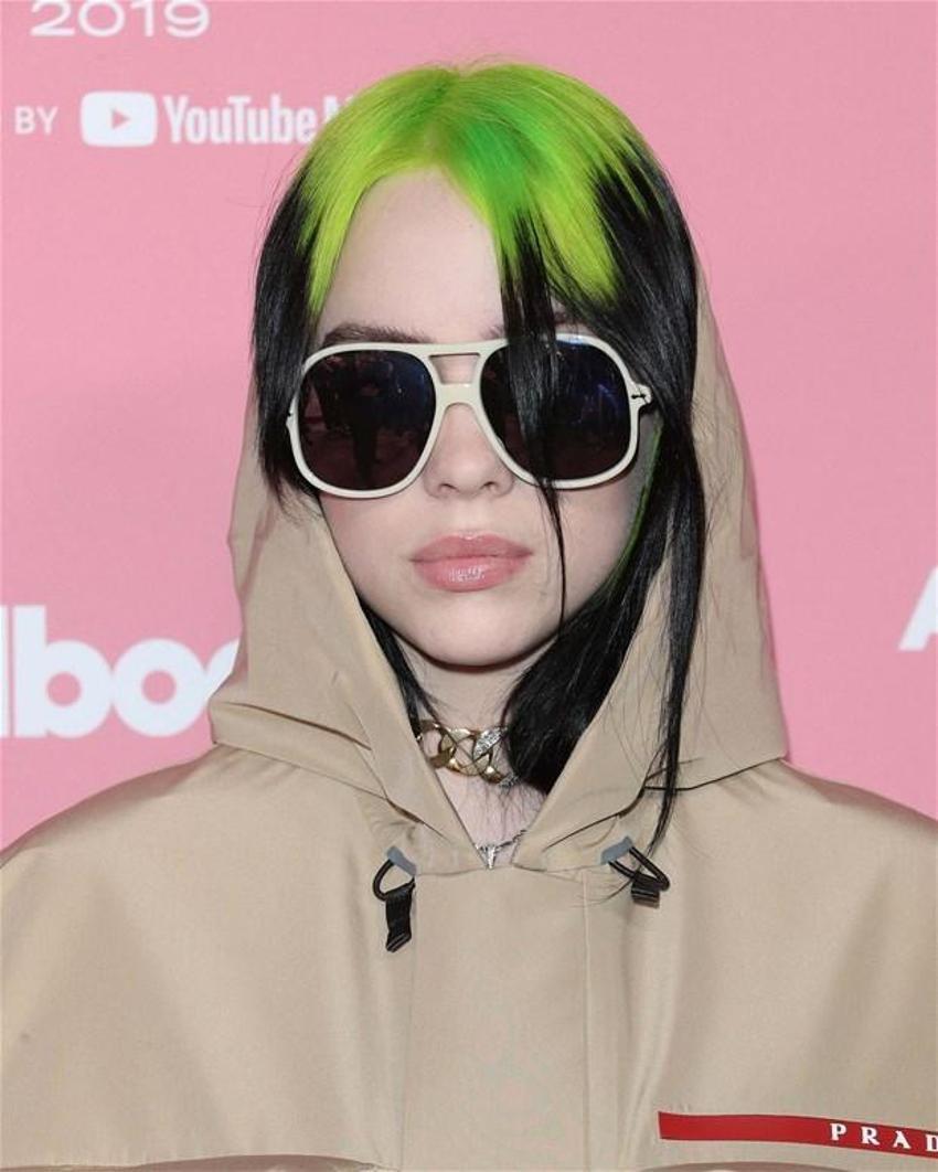 Billie Eilish: Kendimi daha fazla kadın gibi hissediyorum