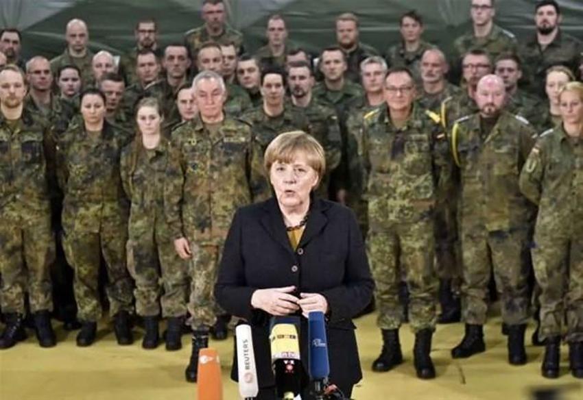 Almanya'da Merkel'e darbe planı! 'Berlin'i kuşatın...'