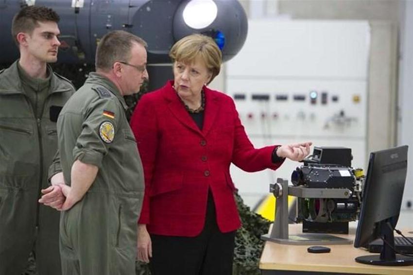 Almanya'da Merkel'e darbe planı! 'Berlin'i kuşatın...'