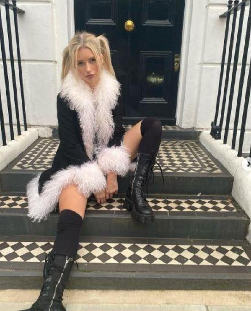 Lottie Moss yine bildiğiniz gibi!