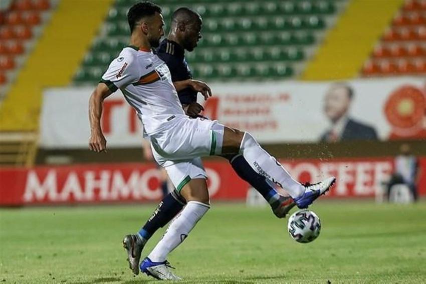 Alanyaspor - Fenerbahçe maçı hakkında bomba ifadeler! 'Kural hatası var'