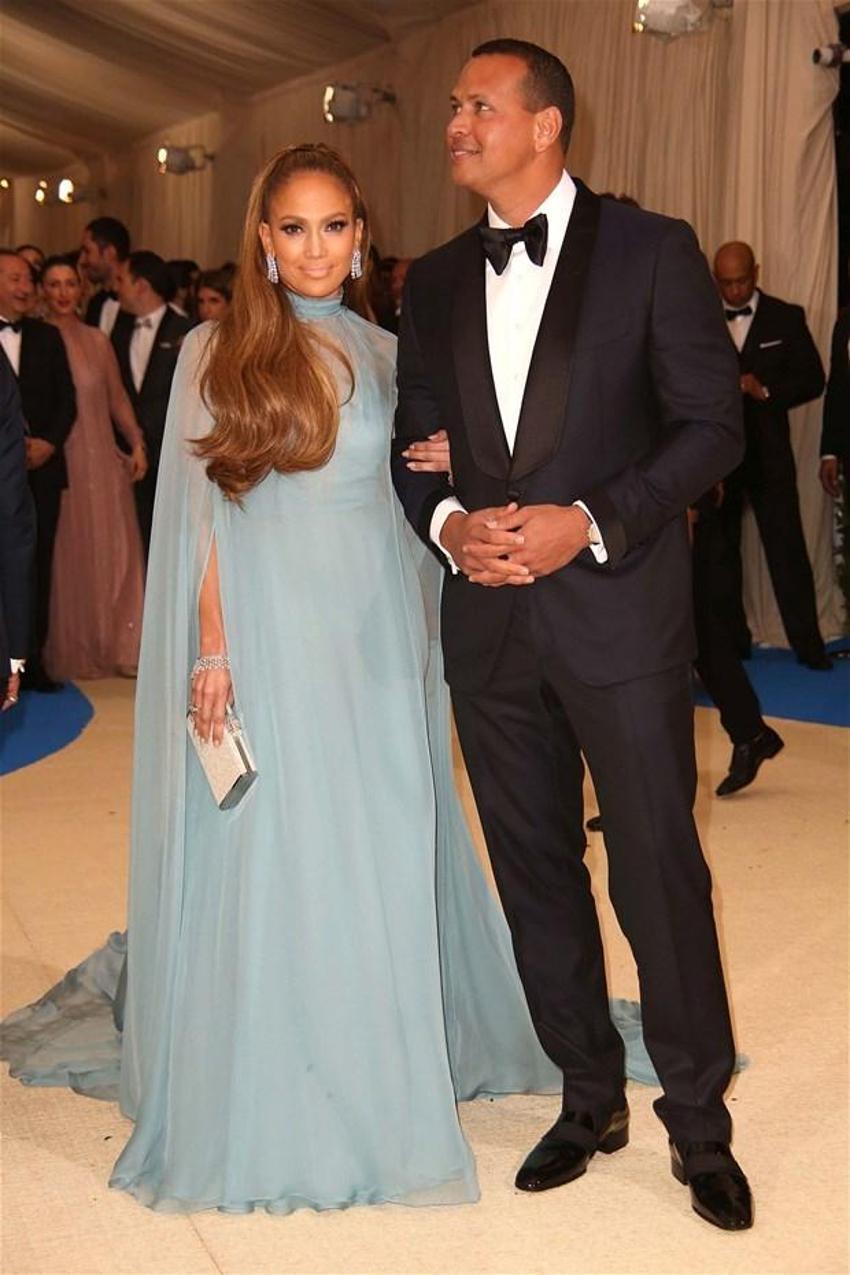 Jennifer Lopez ile Alex Rodriguez arasında neler oluyor?