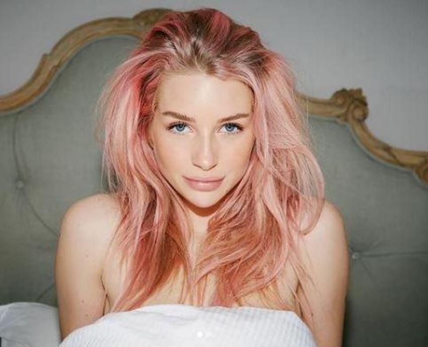 Lottie Moss asla durmuyor! Yeni pozu...