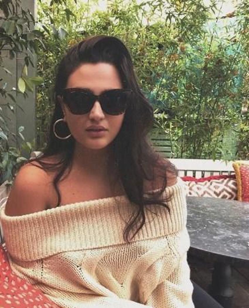 Sibel Can'ın kızı Melisa Ural göz kamaştırdı!