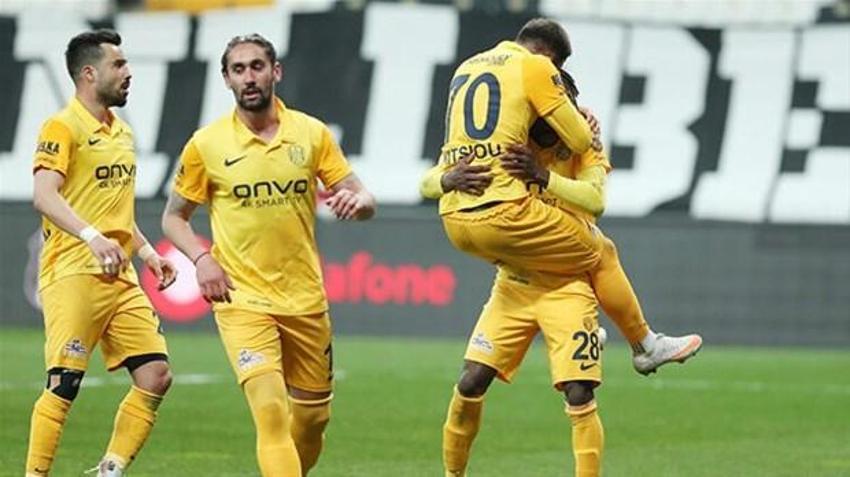 Beşiktaş - Ankaragücü maçına damga vuran olay! Ante Kulusic, Cyle Larin ve N'Koudou...