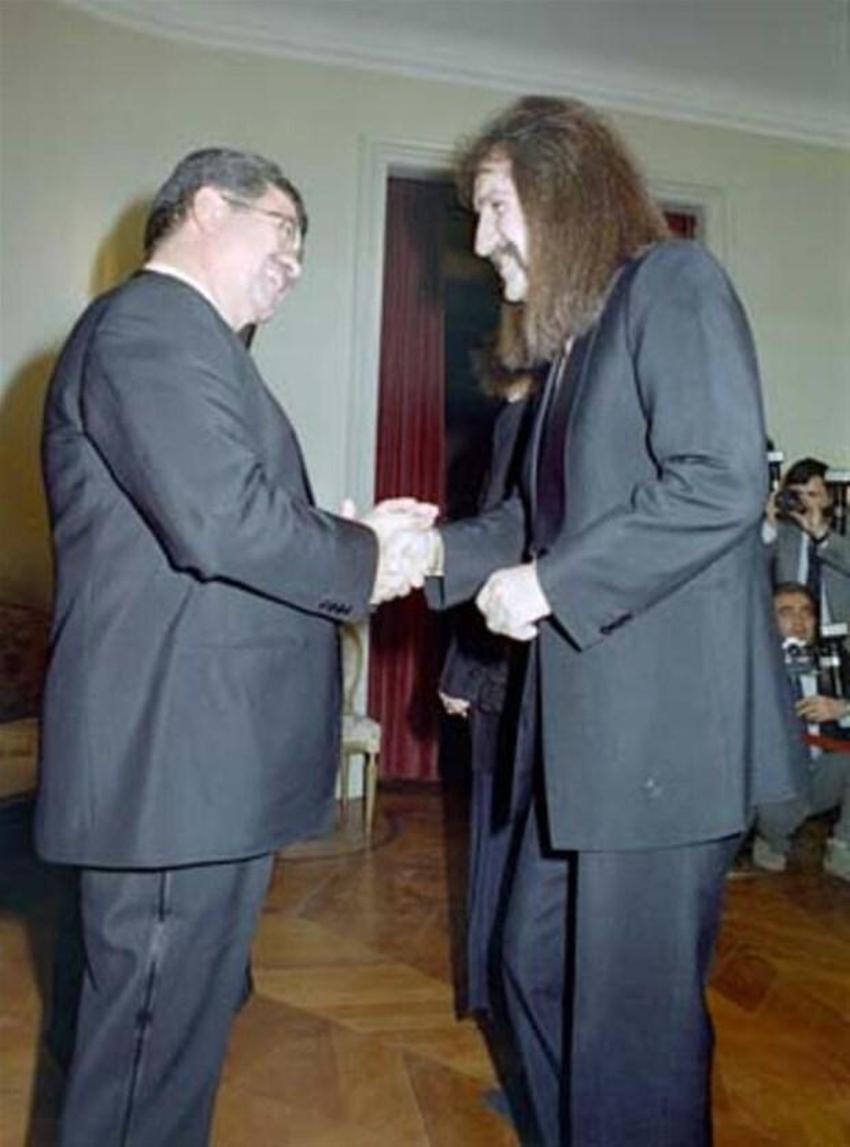 8. Cumhurbaşkanı Turgut Özal'ın ölümünün üzerinden 28 yıl geçti