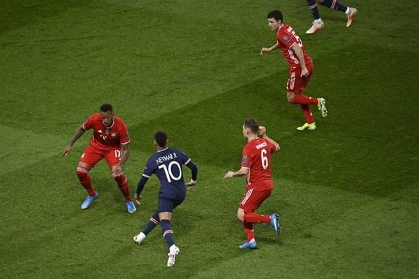 Şampiyonlar Ligi'nde skandal karar! Hakem Orsato PSG'yi golden etti