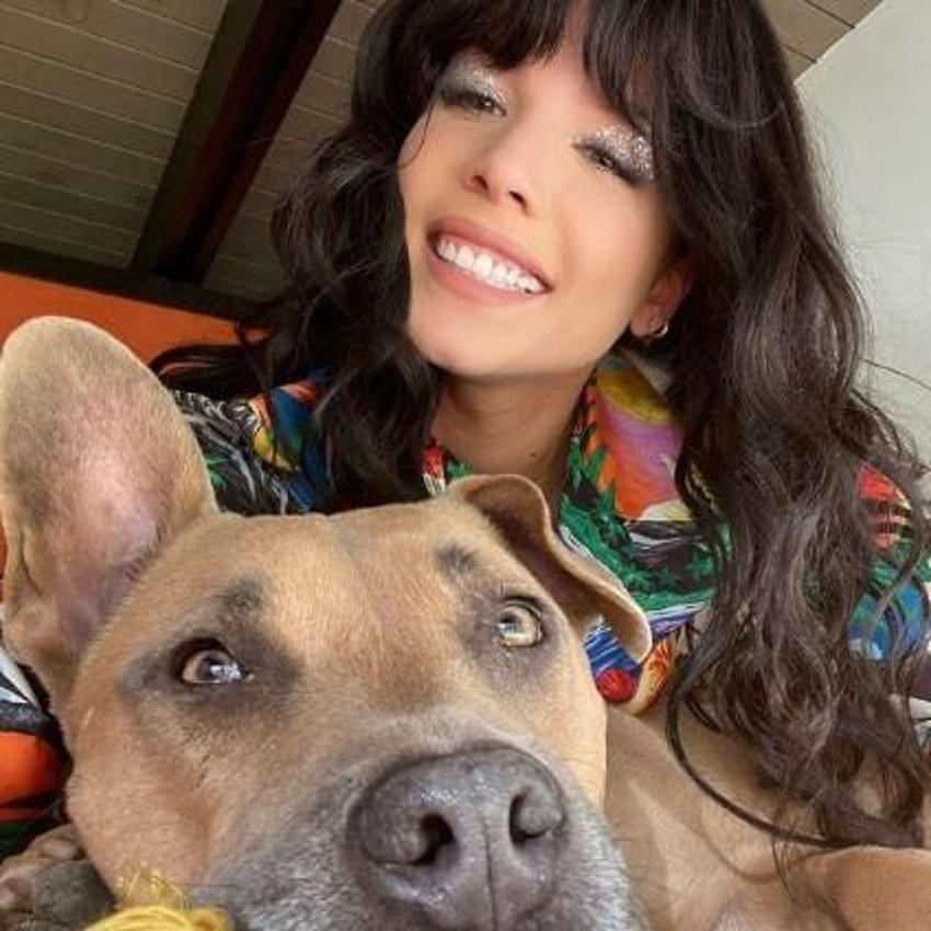 Halsey paylaşımlarına yenisini ekledi!