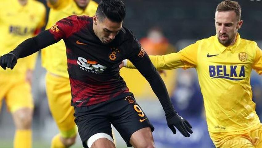 Bu 4.sağ bek transferi! Fatih Terim İsmail Çokçalış ile masaya oturdu