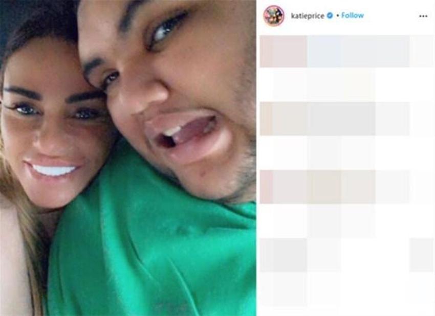 Katie Price: Yedi yaşında cinsel istismara uğradım