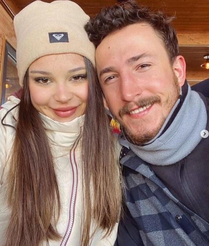 Survivor Berkan Karabulut ve sevgilisi Lale Onuk dudak dudağa!