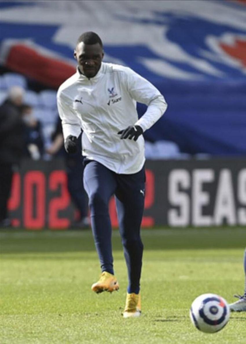 Galatasaray'dan ilginç transfer! Mostafa'nın yanına bir pivot daha Christian Benteke