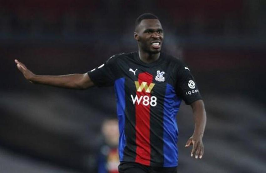 Galatasaray'dan ilginç transfer! Mostafa'nın yanına bir pivot daha Christian Benteke