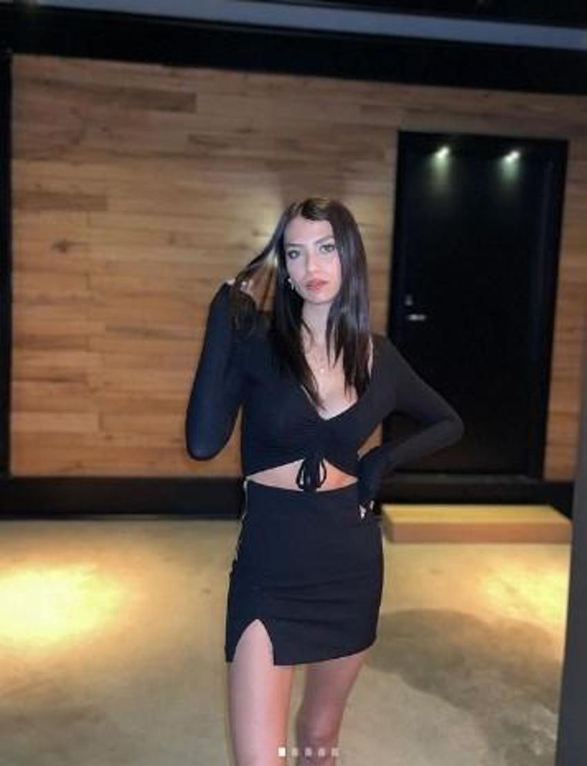 Kırgın Çiçekler'in Meral'i Aleyna Solaker sezonu açtı!