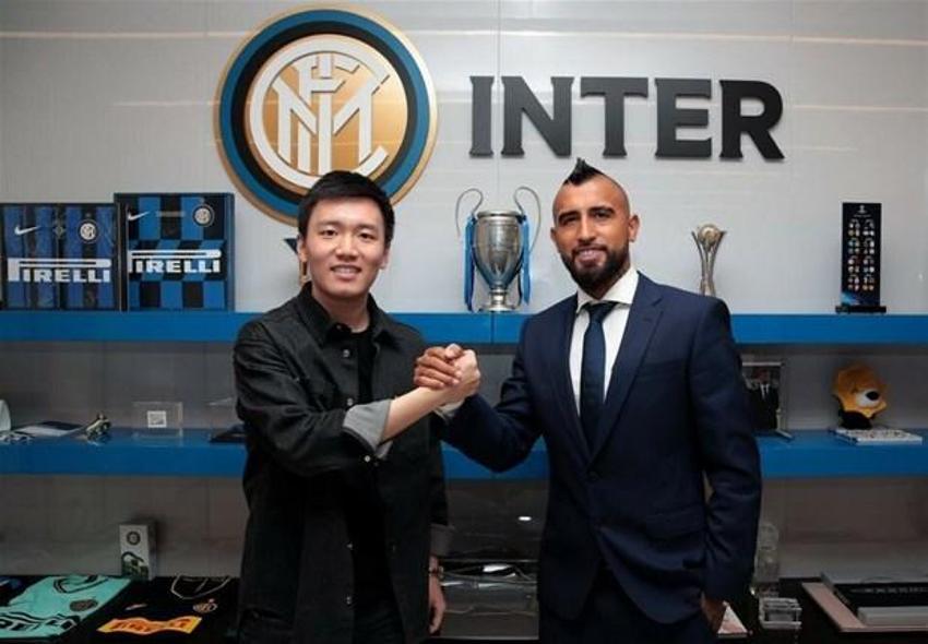Dünyaca ünlü yıldız Arturo Vidal'i Galatasaray'a teklif ettiler