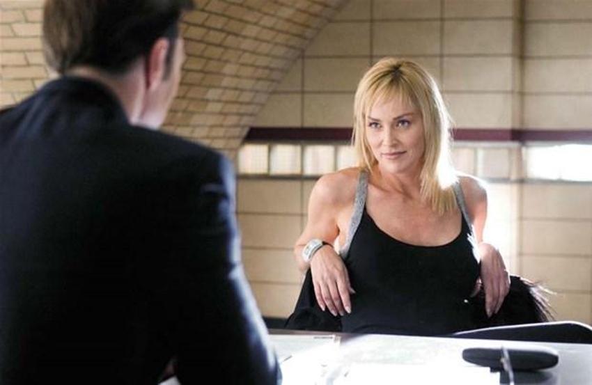 Sharon Stone'dan şok açıklamalar! 'Yapımcım partnerimle yatmamı istedi'