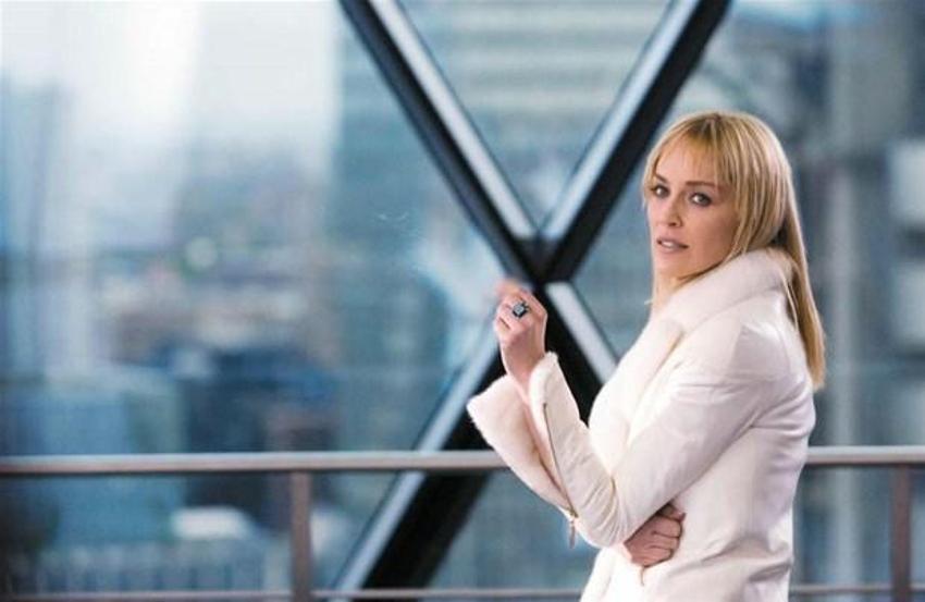 Sharon Stone'dan şok açıklamalar! 'Yapımcım partnerimle yatmamı istedi'
