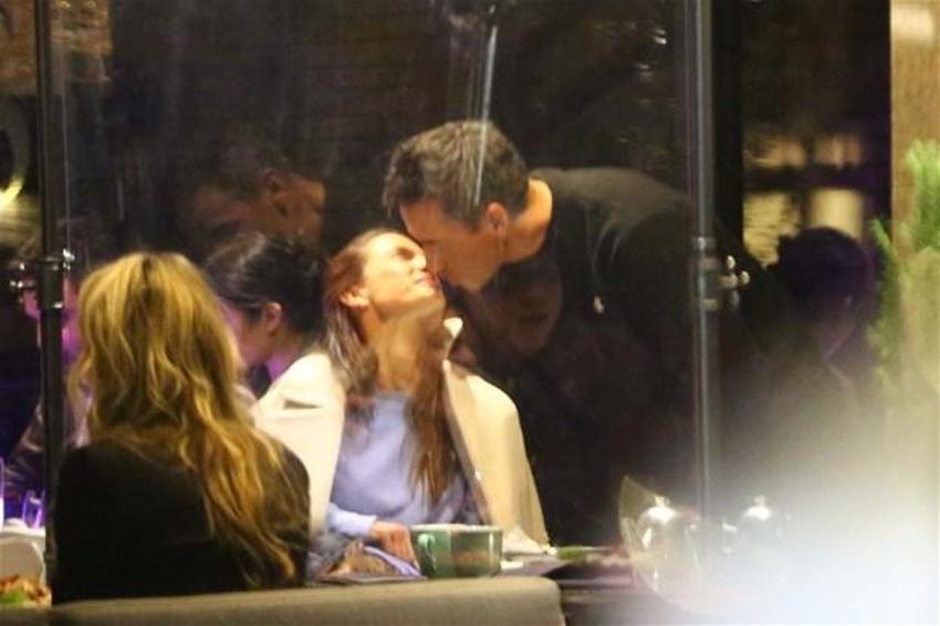 Alessandra Ambrosio yeni bir aşka yelken açtı!