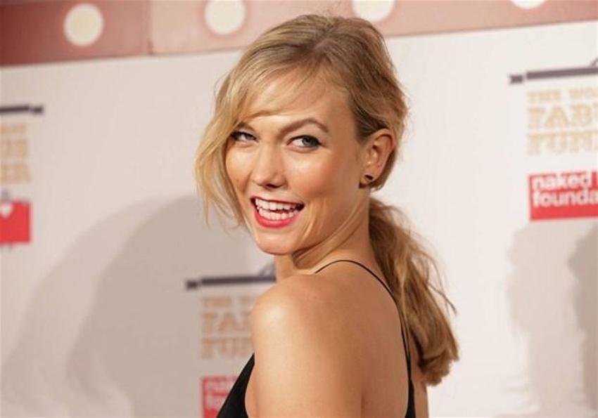 Karlie Kloss'tan sevindiren haber! İlk fotoğrafını paylaştı!