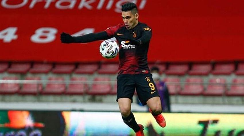 Kolombiya ve İspanya Falcao diye yıkılıyor! Ahmet Bulut'un yorumu ise bomba etkisi yarattı