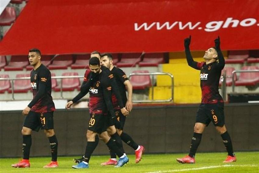 Kolombiya ve İspanya Falcao diye yıkılıyor! Ahmet Bulut'un yorumu ise bomba etkisi yarattı