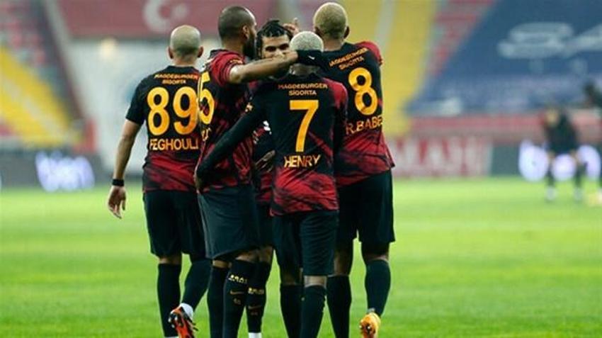Kolombiya ve İspanya Falcao diye yıkılıyor! Ahmet Bulut'un yorumu ise bomba etkisi yarattı