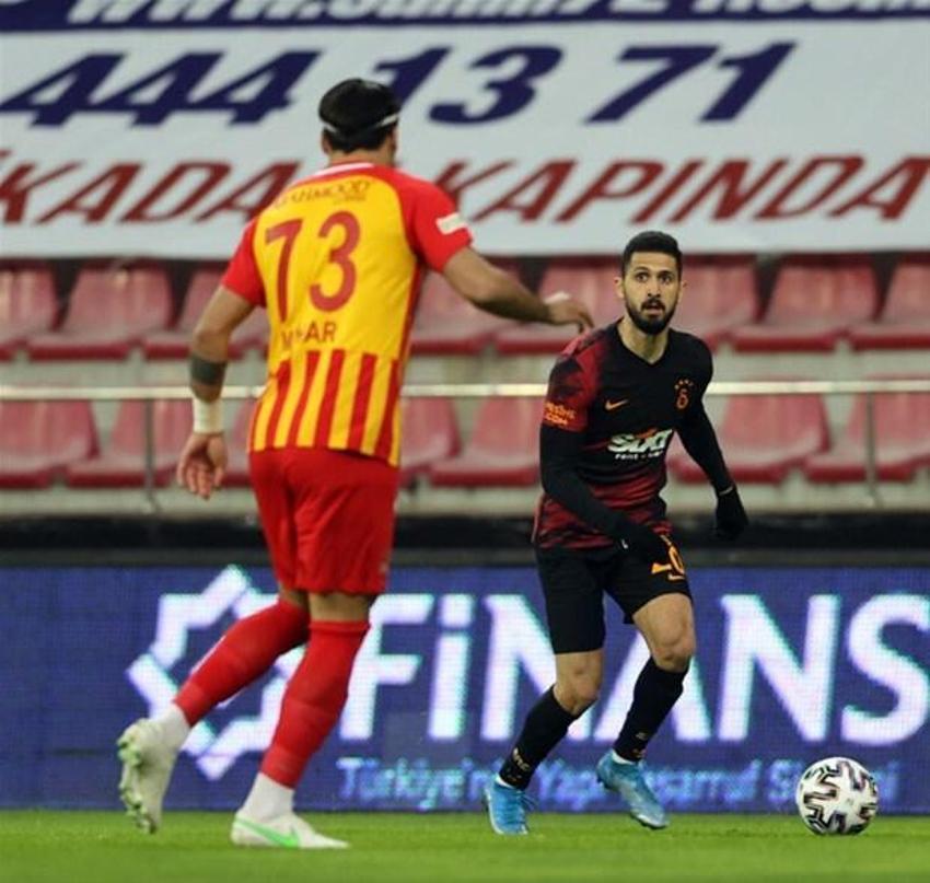 Galatasay maçında saha karıştı! Herkes duydu, Terim hakemle konuştuktan sonra...