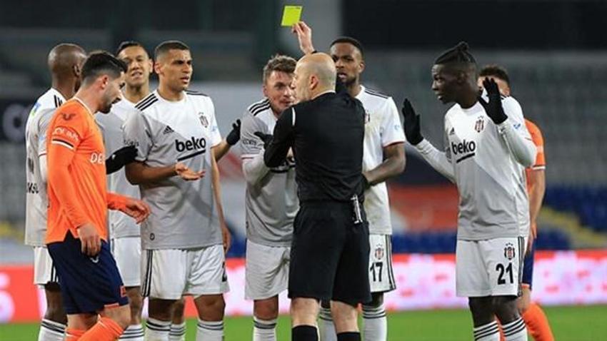 Beşiktaş'tan Cüneyt Çakır'a büyük tepki! Demba Ba'dan olay yaratan hareket
