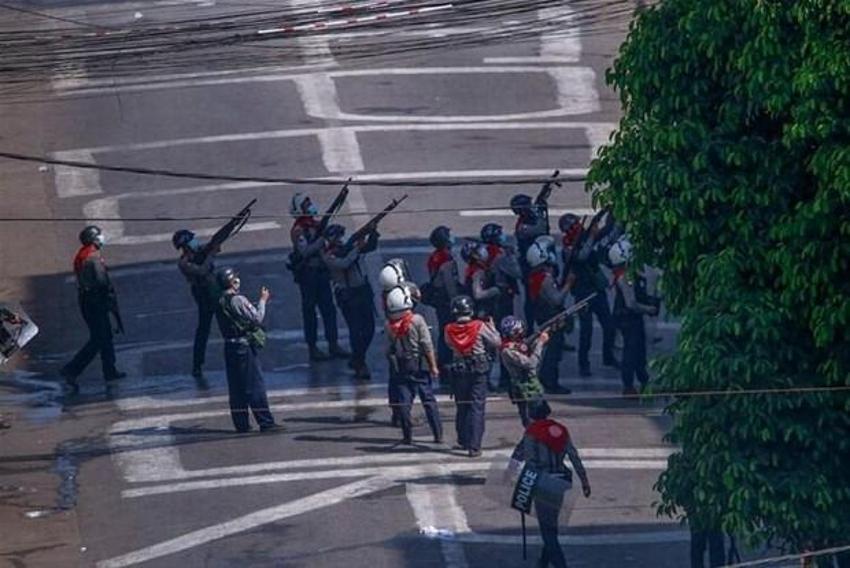 Dünyayı dehşete düşüren görüntüler! Sokaklar kan gölü...