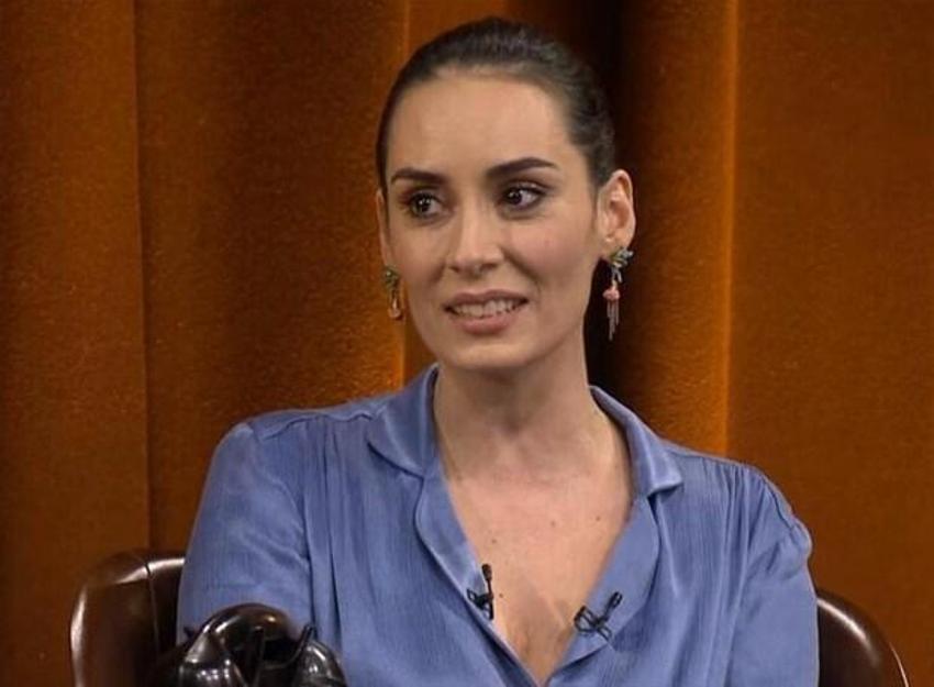 Melisa Sözen küçüklük fotoğrafını paylaştı!