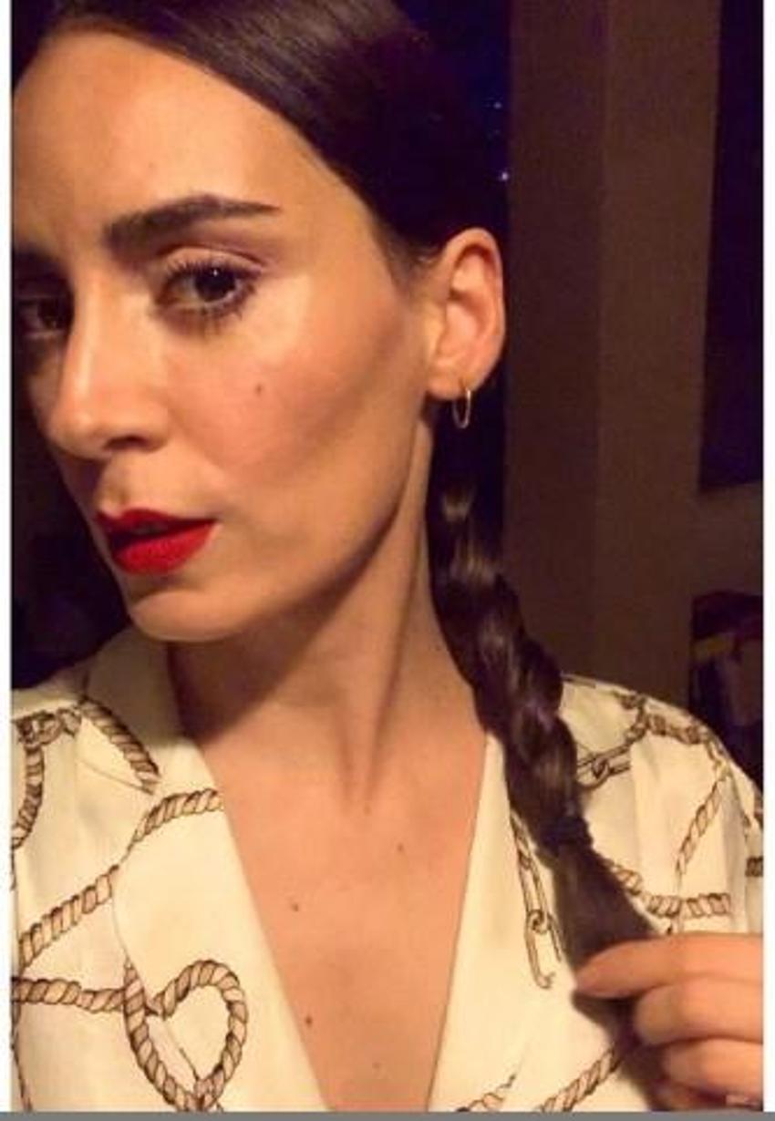 Melisa Sözen küçüklük fotoğrafını paylaştı!