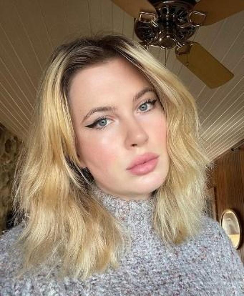 Ireland Baldwin ev haliyle olay oldu!