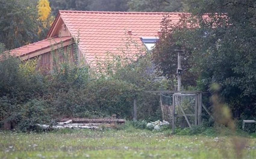 Dehşet evi dünyayı şoke etti! 9 yıl kıyameti beklediler...