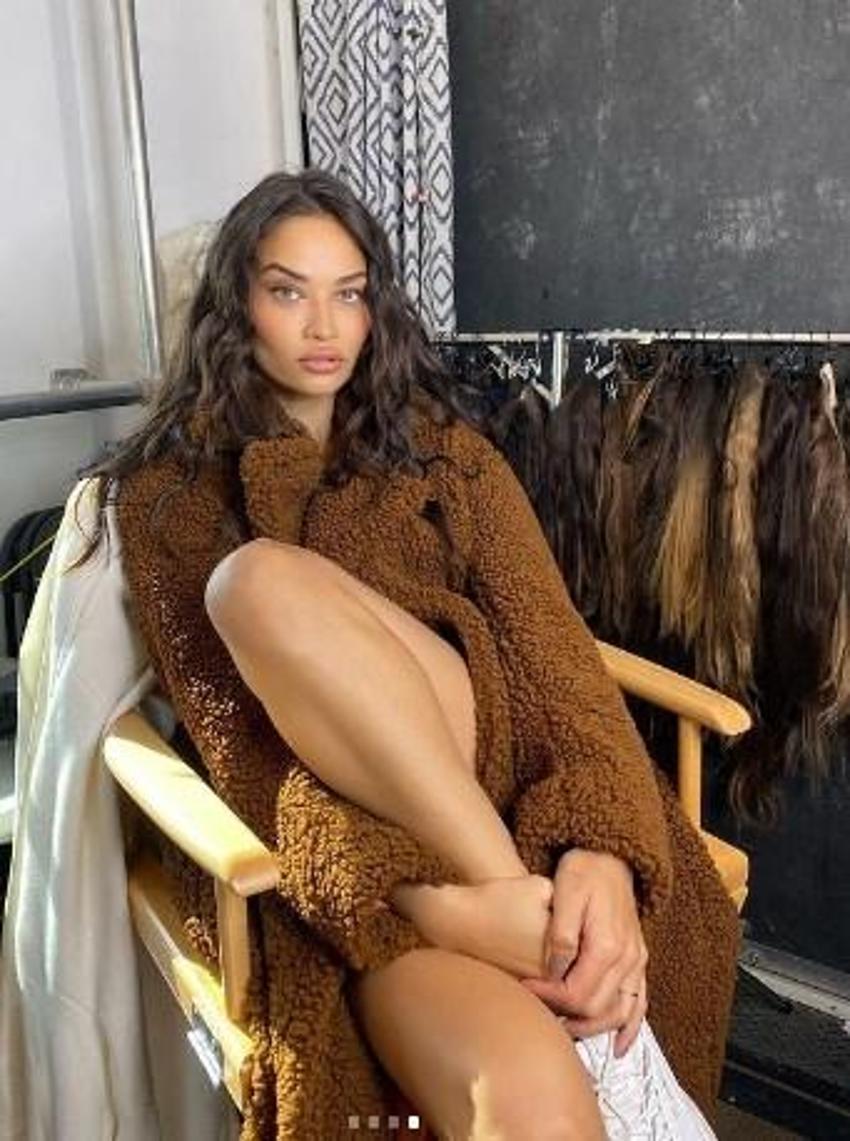 Victoria Secret meleği Shanina Shaik Instagram'ı sallıyor!