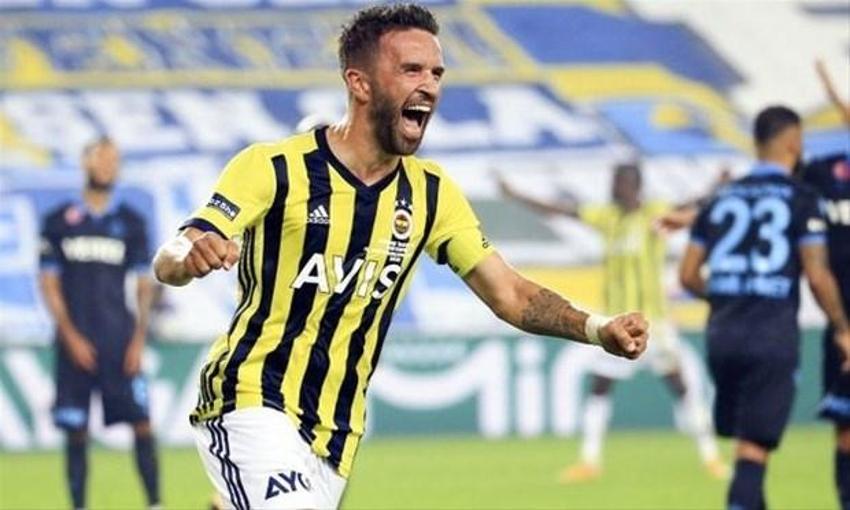 Fenerbahçe'de Gökhan Gönül futbolu bırakıyor! Yeni işi bile belli oldu