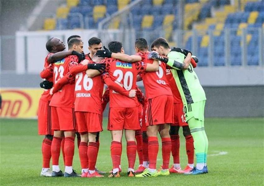 Kara Kartal'da 'Tosun Paşa' şov yaptı! Gençlerbirliği: 0 Beşiktaş: 3