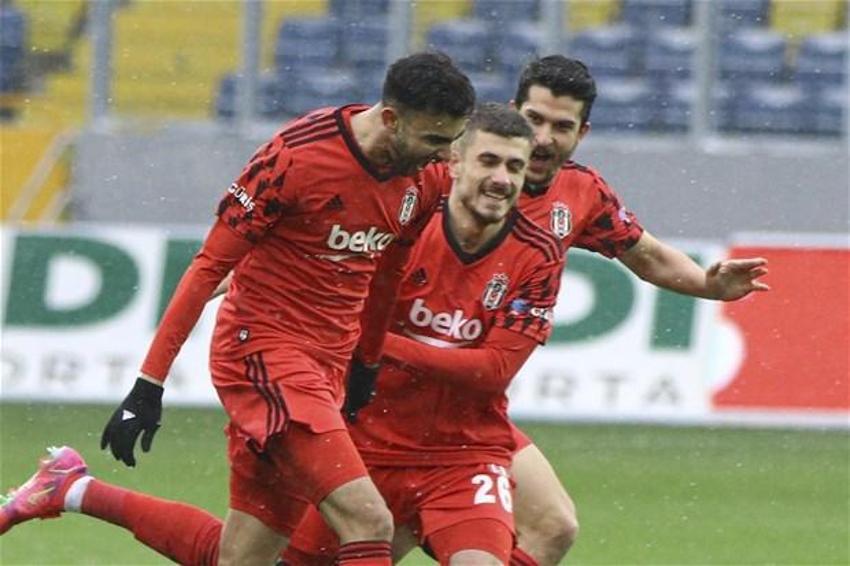 Kara Kartal'da 'Tosun Paşa' şov yaptı! Gençlerbirliği: 0 Beşiktaş: 3